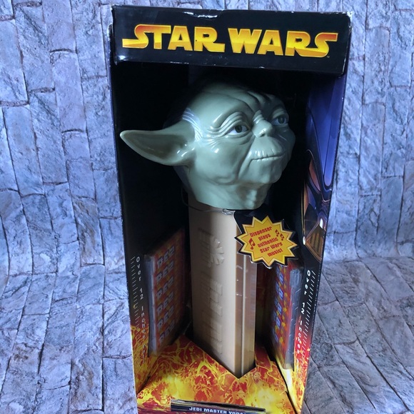 giant yoda pez dispenser